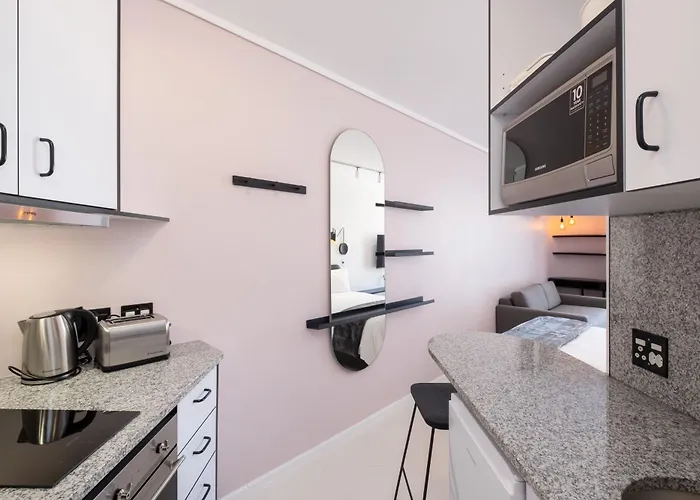 The Flamingo Private Apartments By Perch Stays